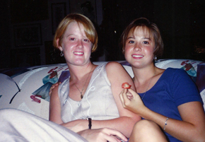 twins_couch twins_couch